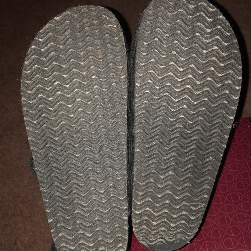 Clogs - Picture 2 of 5